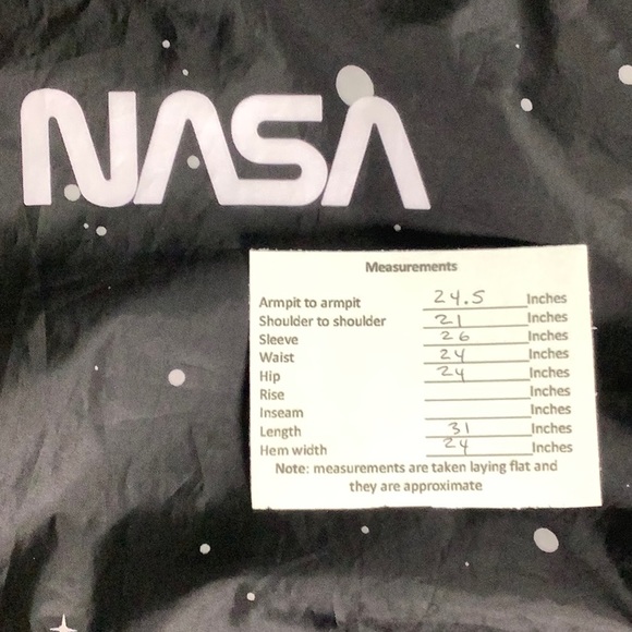 NASA Space Center Mission Space full zipper lightweight windbreaker SZ Large EUC - Picture 14 of 14